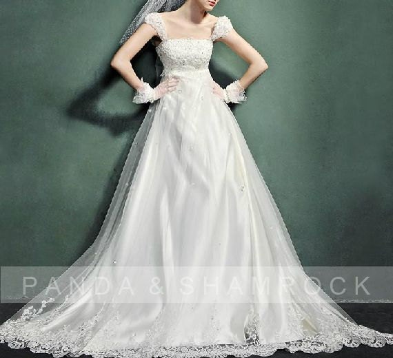 Anais/wedding gown/bridal dress/bride/custom made/plus size/sweetheart neckline/vintage style/train