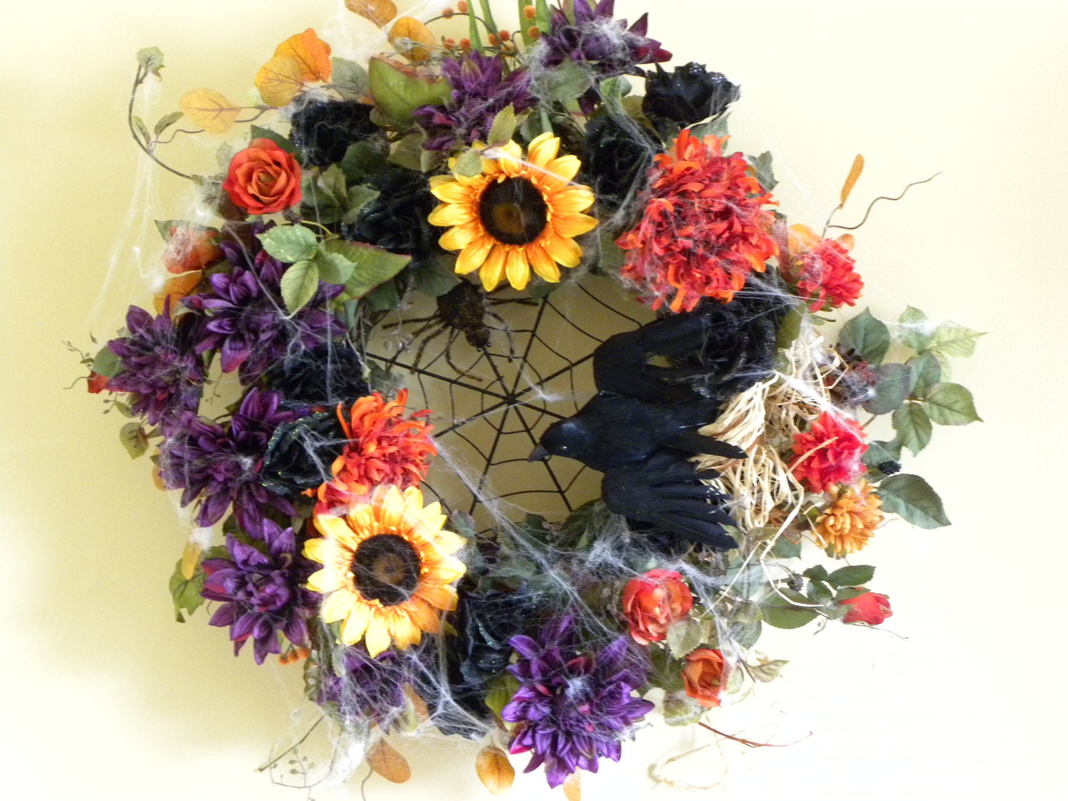 Spook Halloween Special Wreath Spider Web Crow Cobb Webbs Seasonal Floral