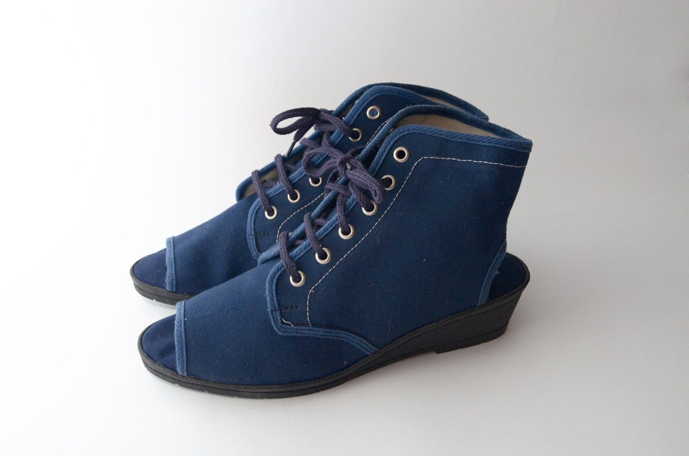Vintage blue canvas open toe open heel wedgies