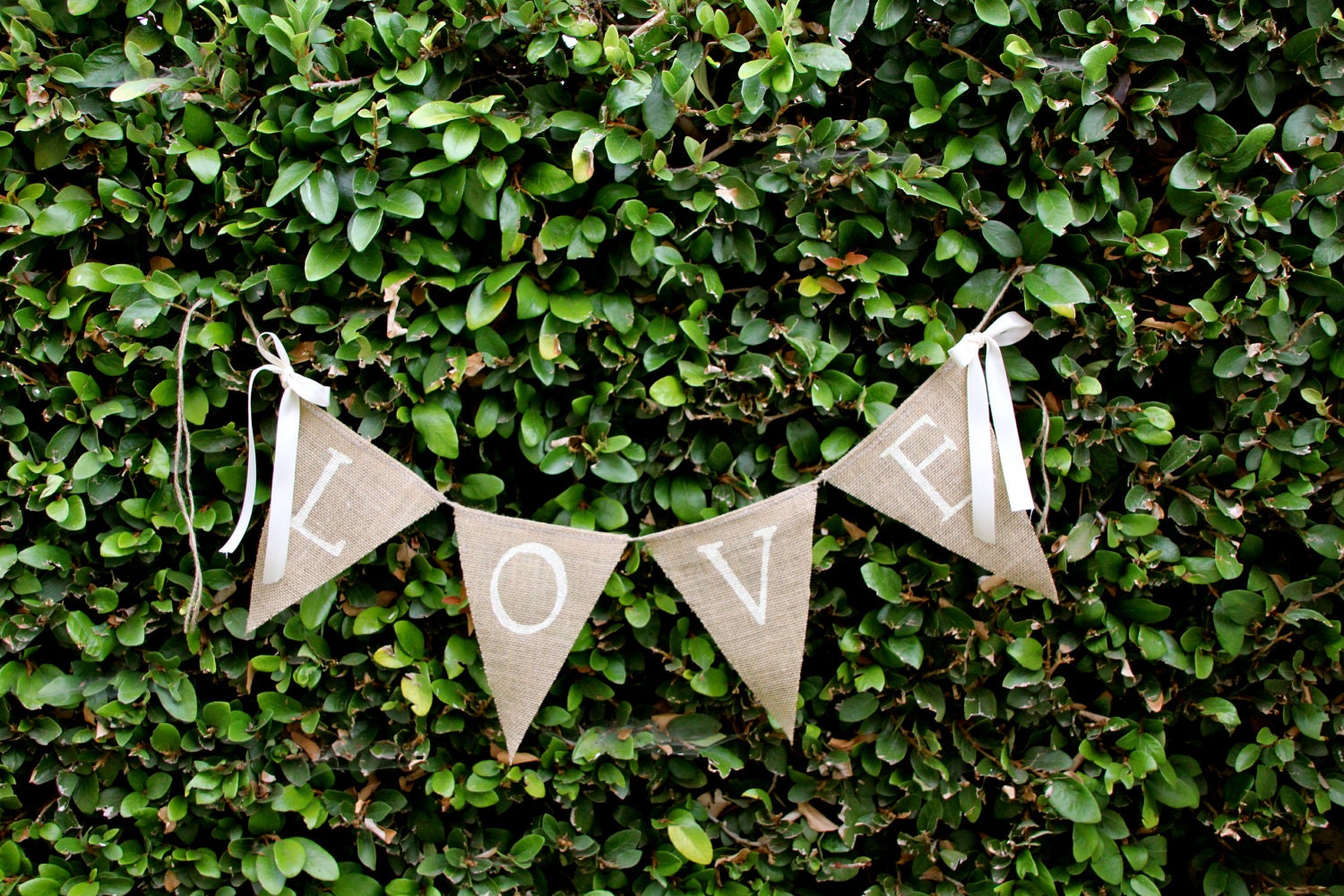 Love burlap banner - wedding banner - photography prop