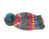 baby hat with pom pom
