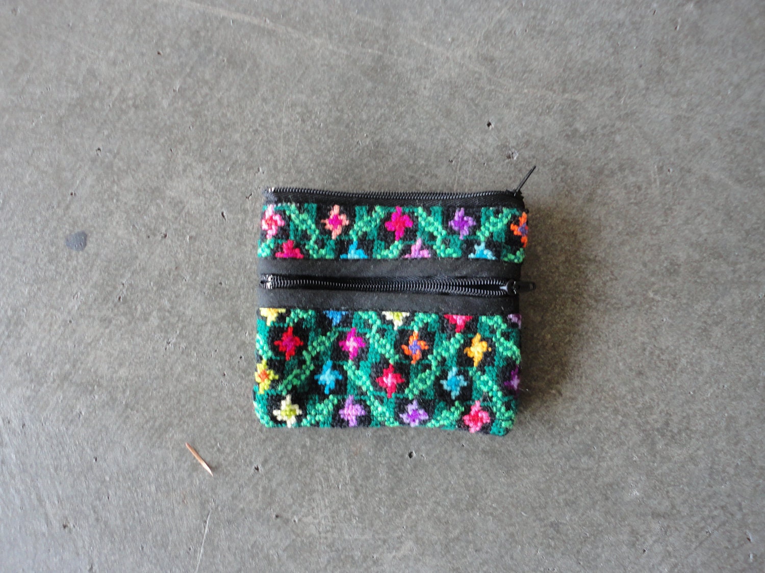 vintage change purse, pouche, coin purse, small coin purse