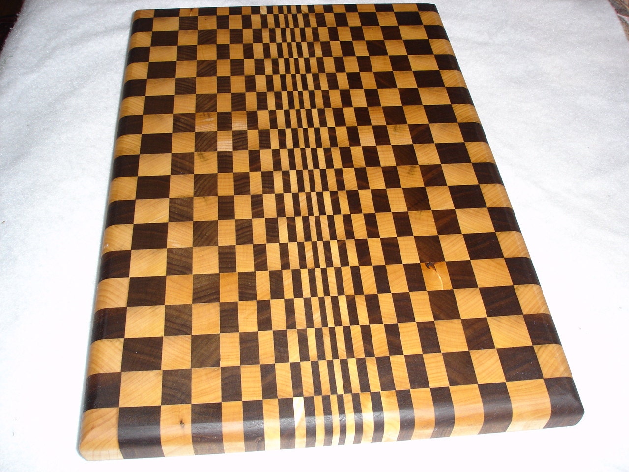 Checkerboard Butcher Block - Optical Art in Walnut and Maple Wood - Adorn your Counter Top