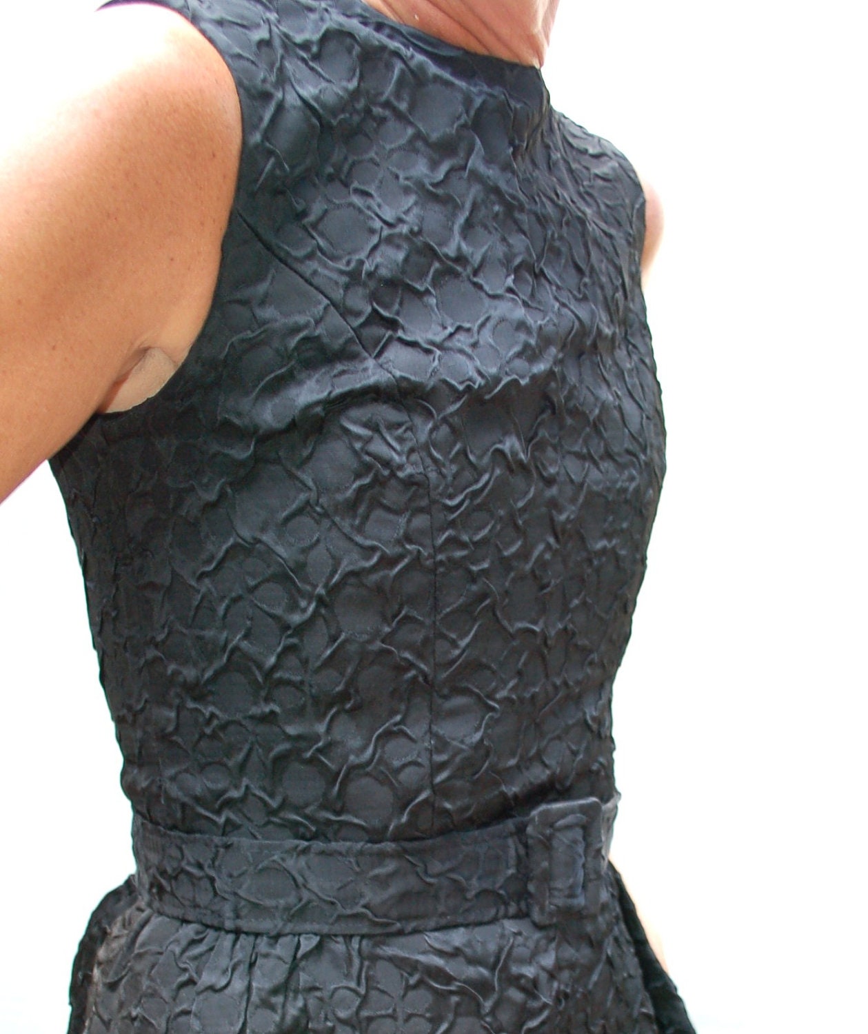 1960s Black Evening Gown Formal Maxi Dress Sleeveless Fitted Bodice Wiggle Dress Back Zipper Belted Size 4 Small Slim Fit