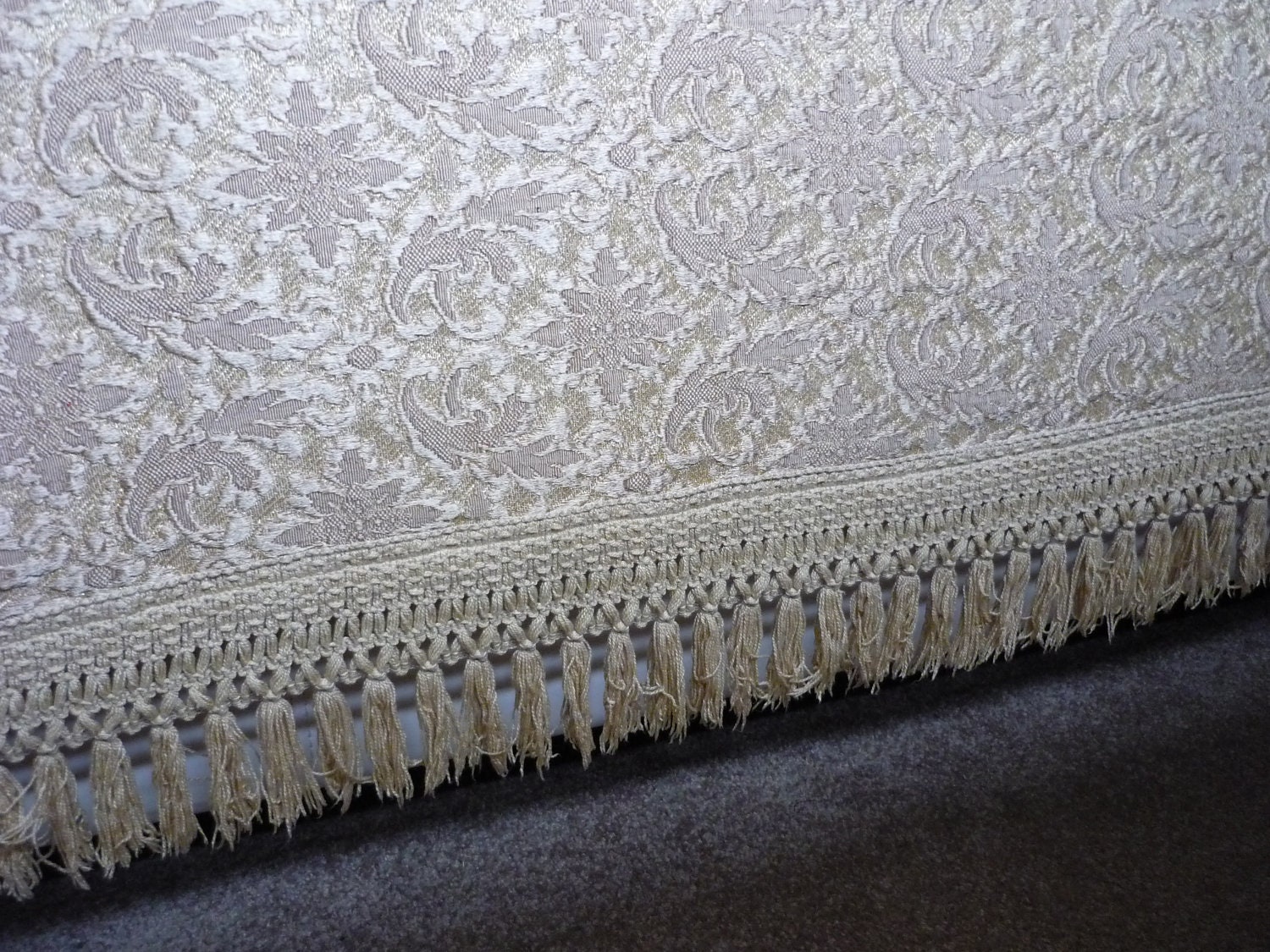 Vintage Italian Tapestry Bedspread Queen Bedding by bellaroni