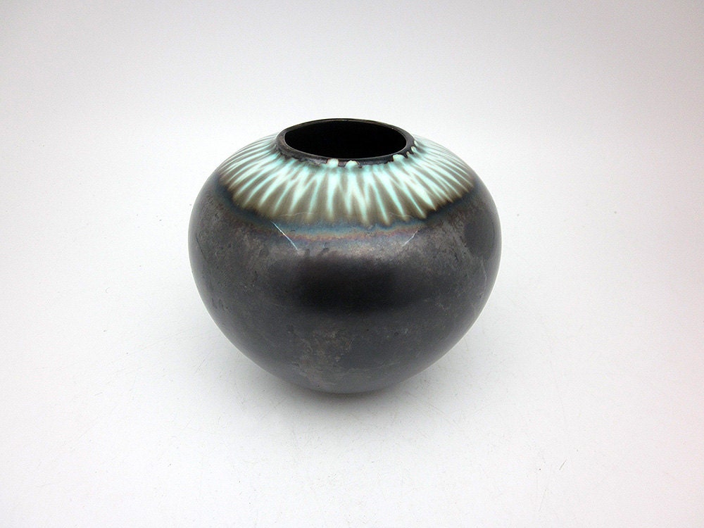 Small round Fat Lava vase by Staffel Steingut Fabrik (1950s)