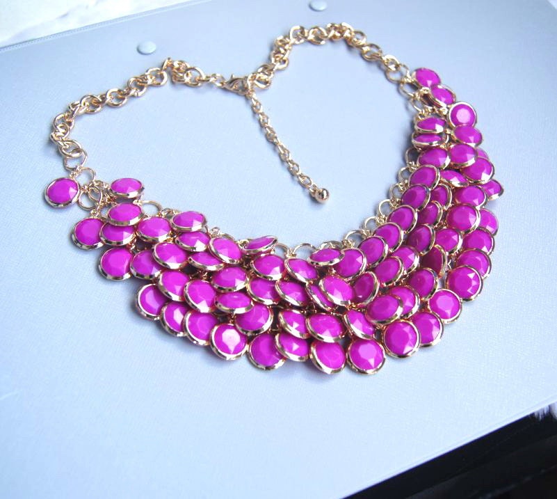 rosy bubble necklace,beadwork necklace,Beaded Jewelry,bib necklace,statement necklace,pendant necklace with chain
