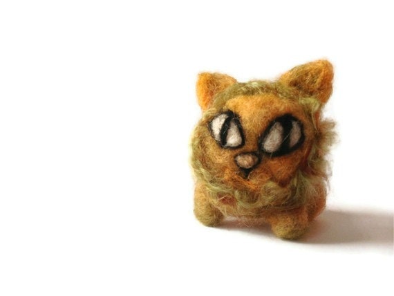 Primitive Lion Sculpture, Folk Big Cat Fibre Plush ('Frank')