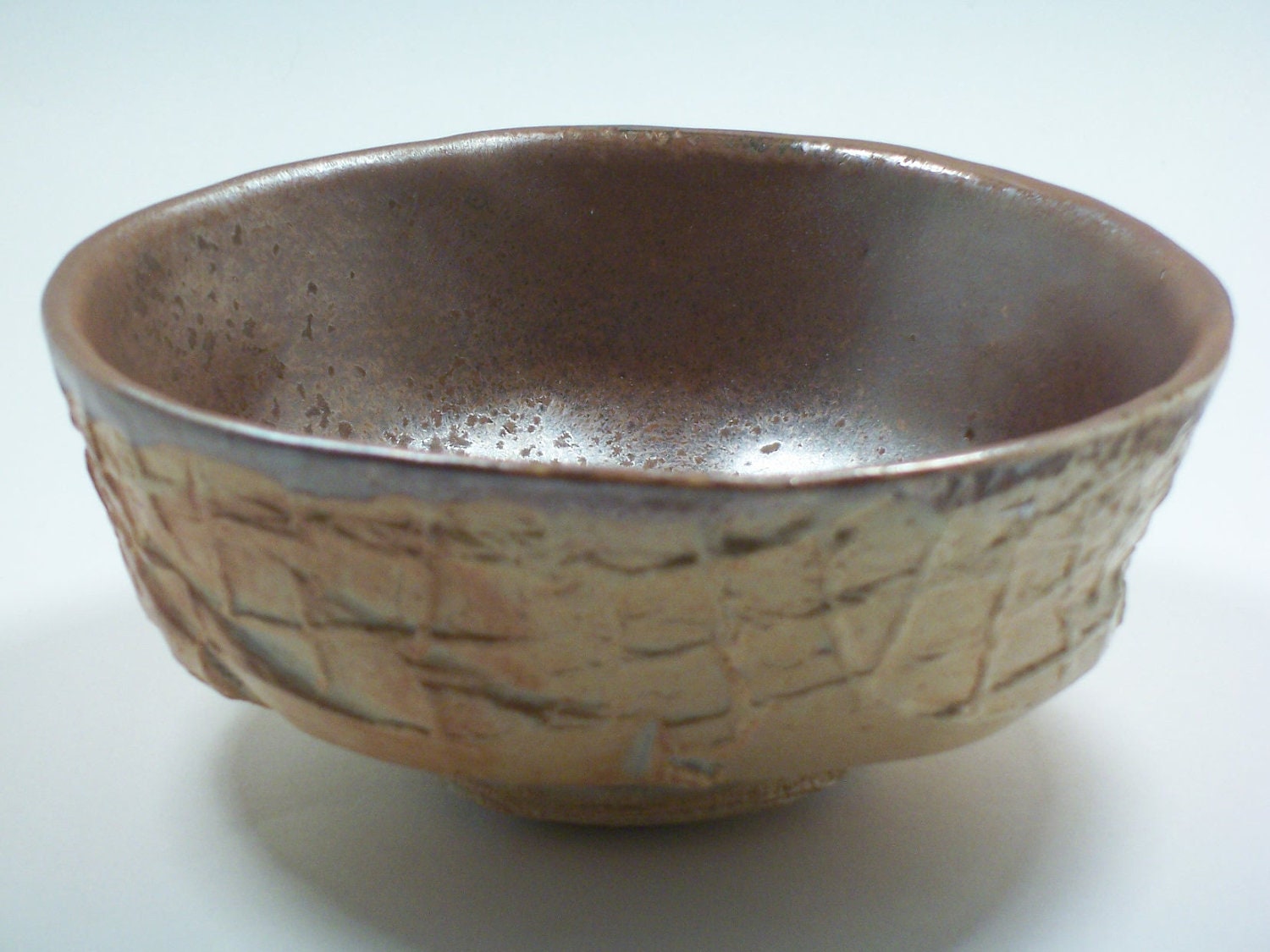 Wood-Fired Tebineri Natsu-jawan (5.45" D, 2.5" H, W 367g) stoneware w/ aka shino liner- CA14
