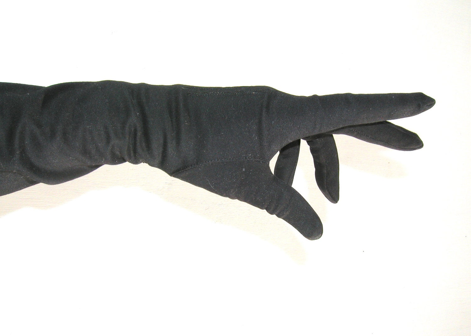Pair of Black Gloves - MarysVintageLoved