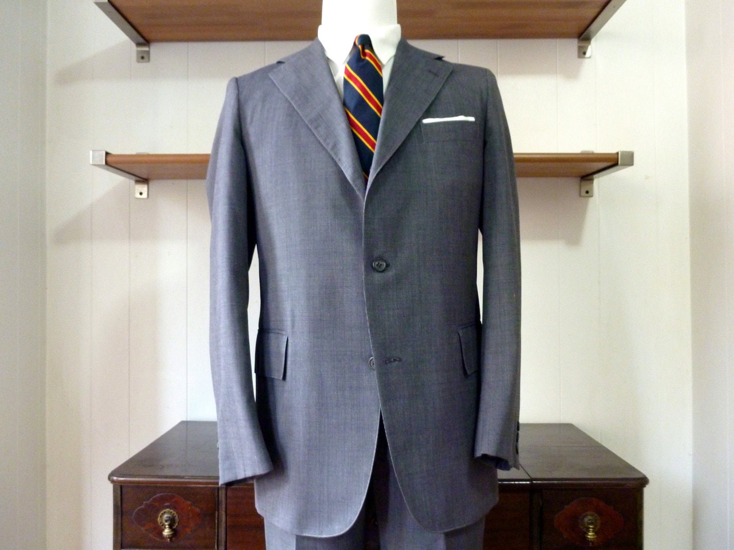 Vintage 1968 - 1980 J. Press Gray Micro-Nailhead 2 Piece Trad / Ivy League Sack Suit 40 L. Made in USA.