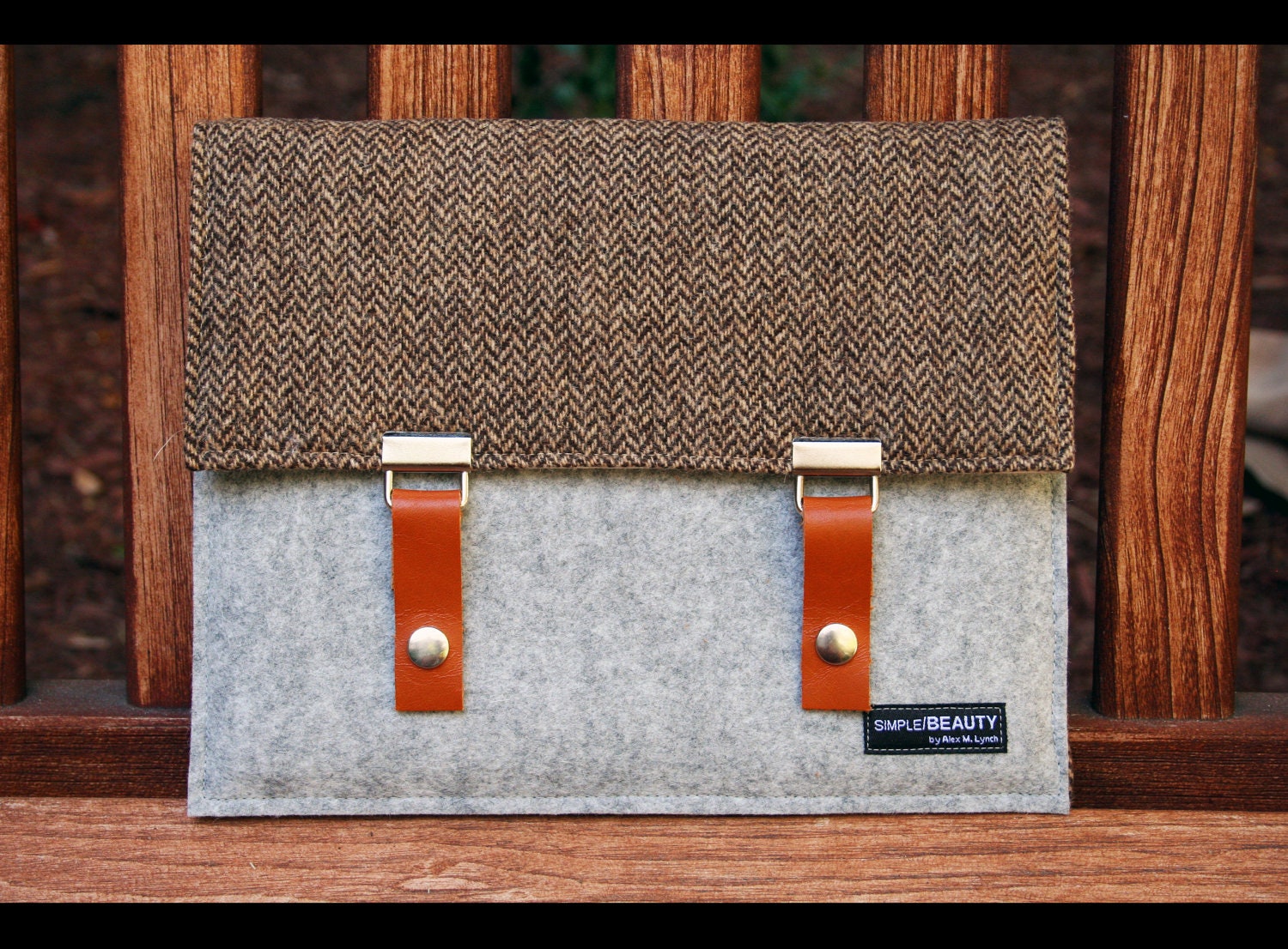 iPad Mini - case Brown Herringbone and merino wool felt