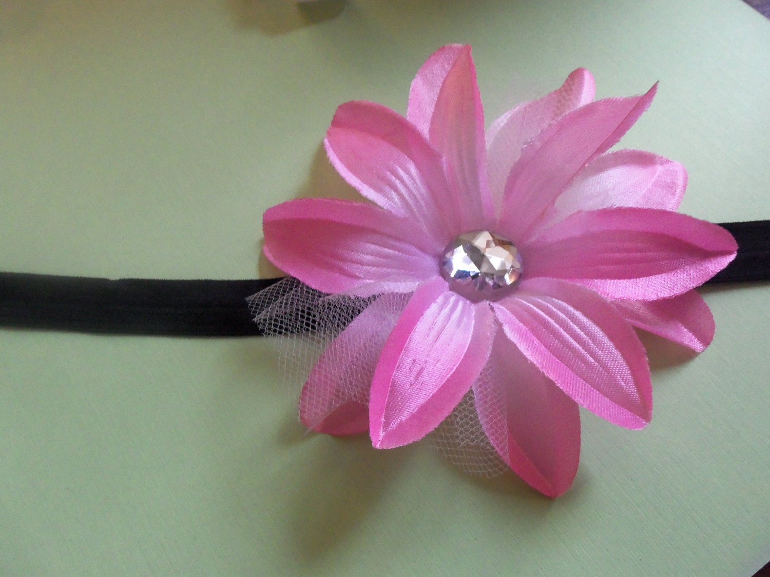 BLOWOUT-1 dollar headbads-your color-Pink Lily Flower Clip-Headband-Children-Women-Flower Girls-1st birthday-first pics