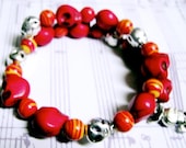 RED skulls Red/Orange Beads SKULL charms Memory Wire Bracelet Day of the Dead