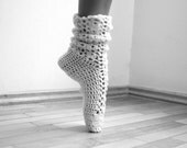 PDF crochet pattern Socks, Leg warmers, lace cozy slippers  - DIY tutorial - dance, yoga, wedding, bride - instant download