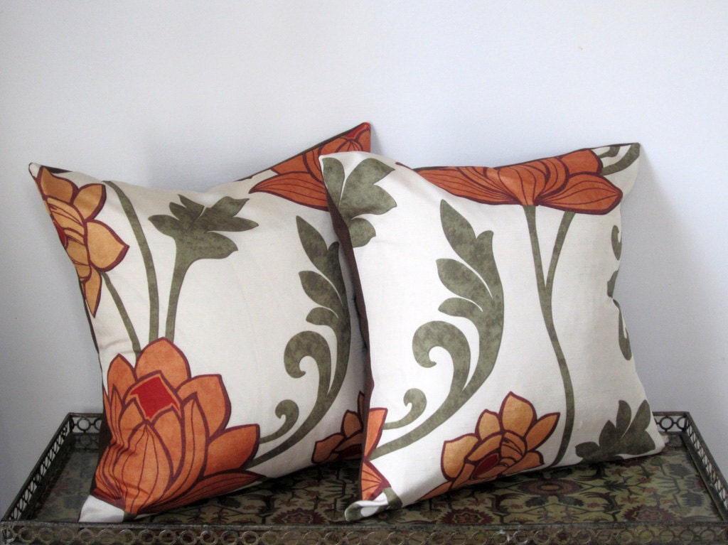 Decorative Throw Pillow Covers- Chestnut Canvas- Romantic Retro Large Floral- Set of Two