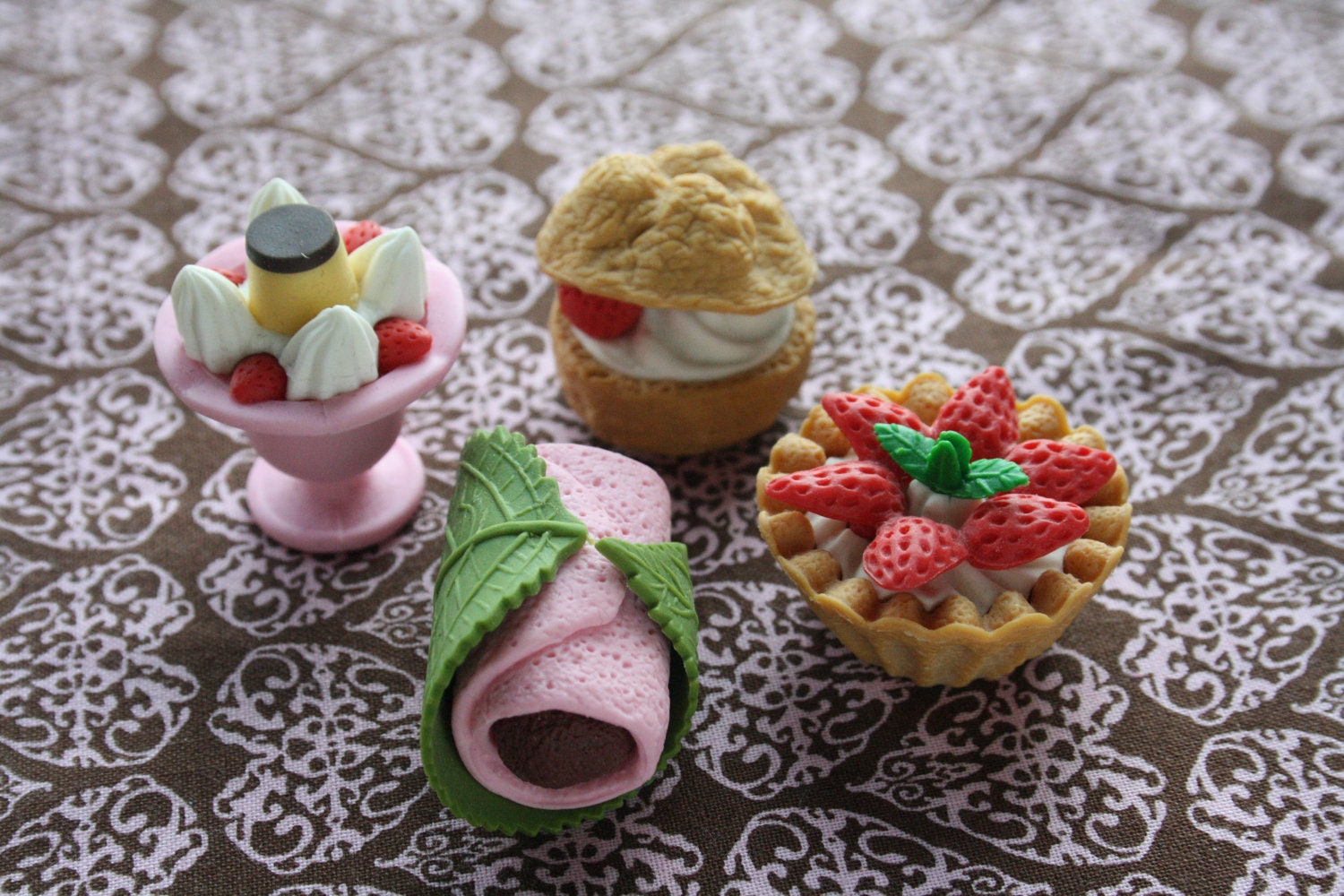 Miniature Food Eraser Set 2 lot dessert cake sweets 4pcs