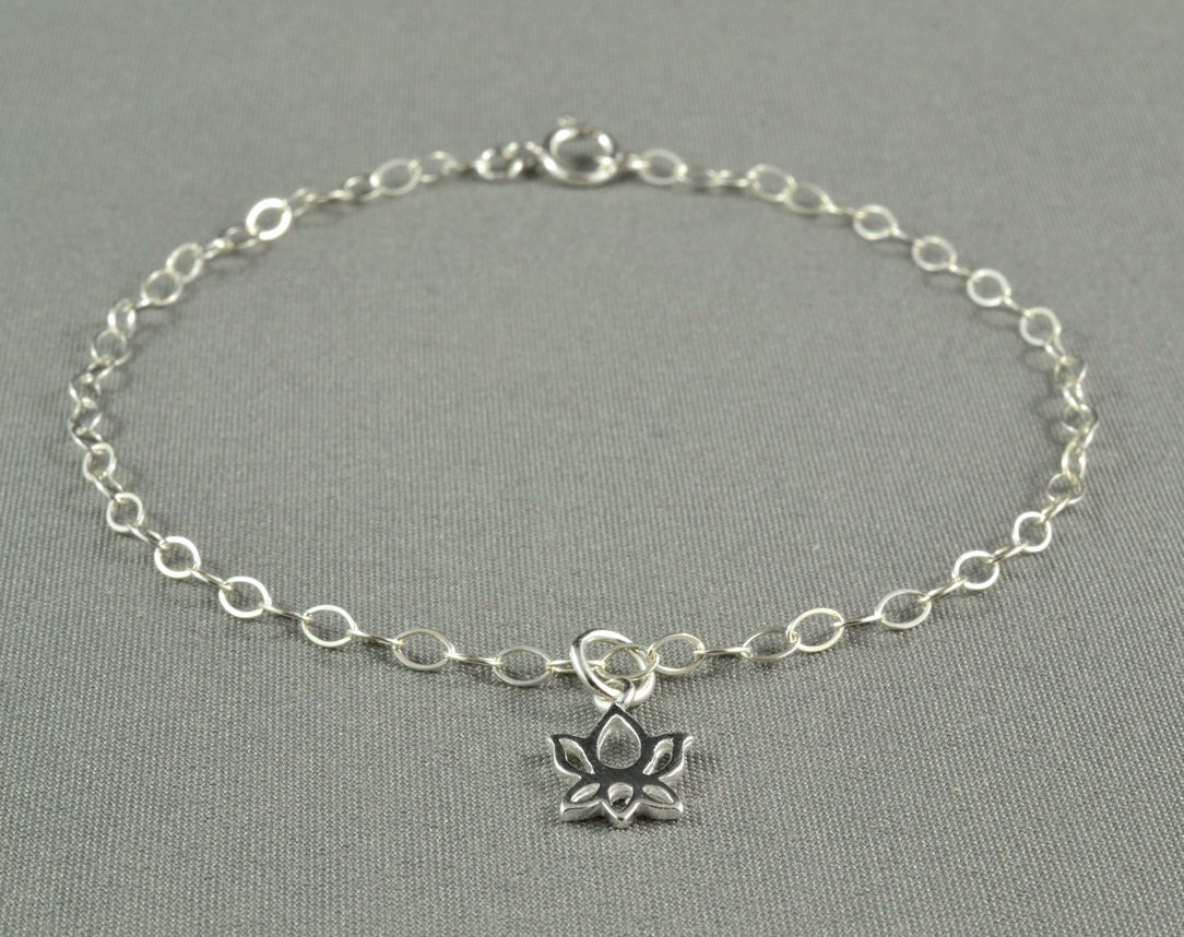 Petite Lotus Flower Bracelet, 925 Sterling Silver, Fashion, Simple, Pretty, Everyday Wear Bracelet