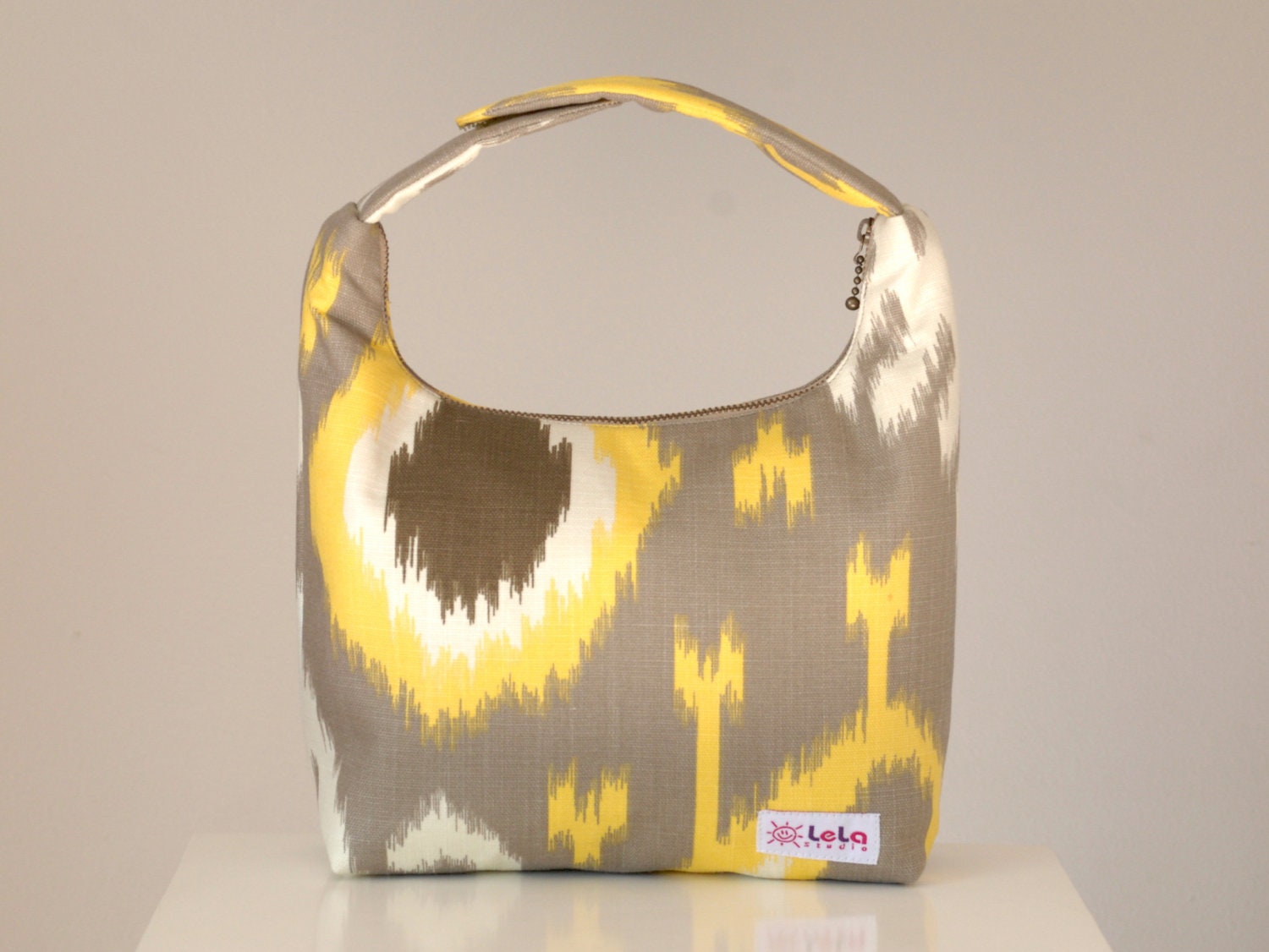 Insulated Lunch Bag, Women Lunch Bag, Small Purse, Work Lunch Bag, Reusable Lunch Tote-Ikat Yellow Gray