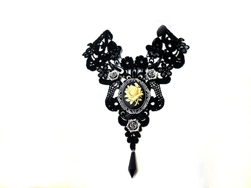 Goth victorian lace collar with rose cameo gemstone