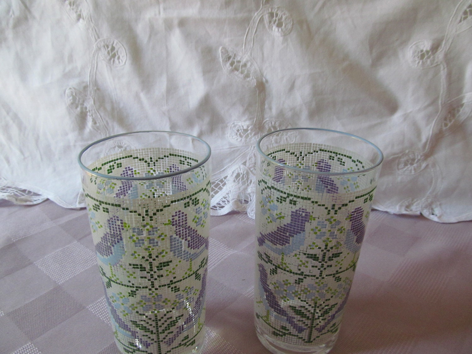 Vintage Pasinski Washington Glasses Bird Motif Blue Lavender