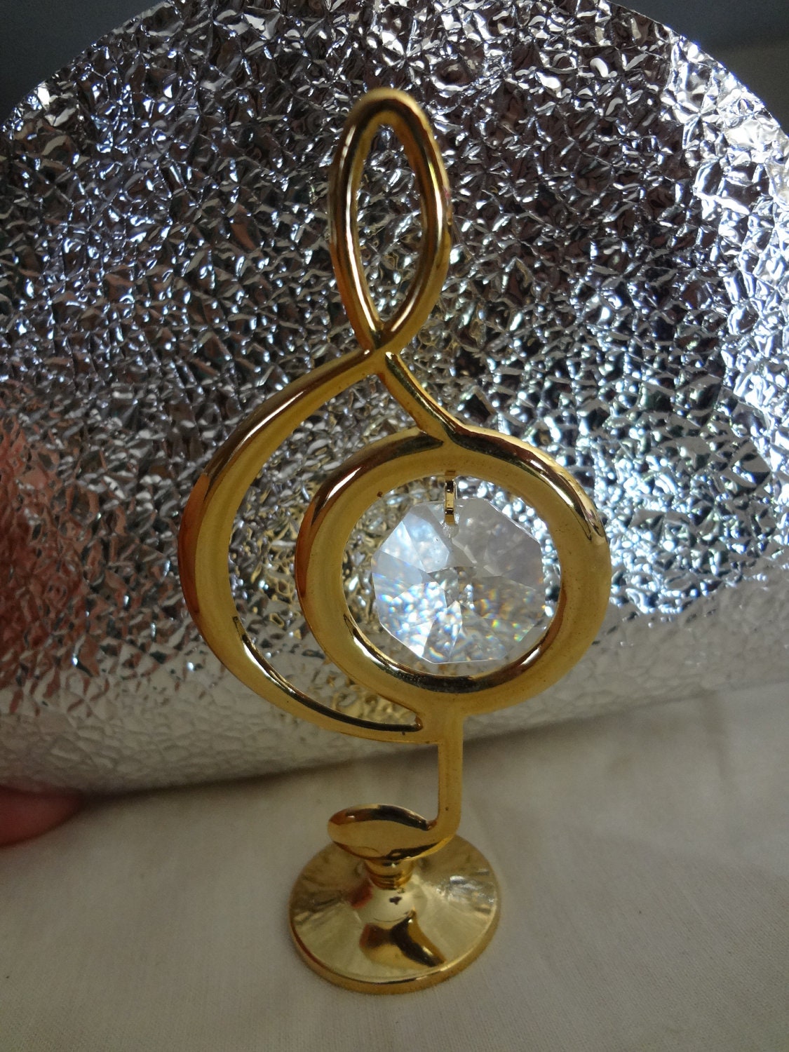 Figure 14k Gold Austrian Crystal Treble Clef Music Stand Piano Guitar Saxophone Music