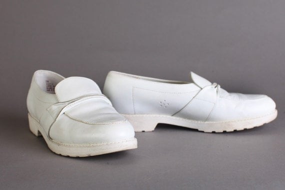 Vintage Women's White Nurse Shoes, Size 7