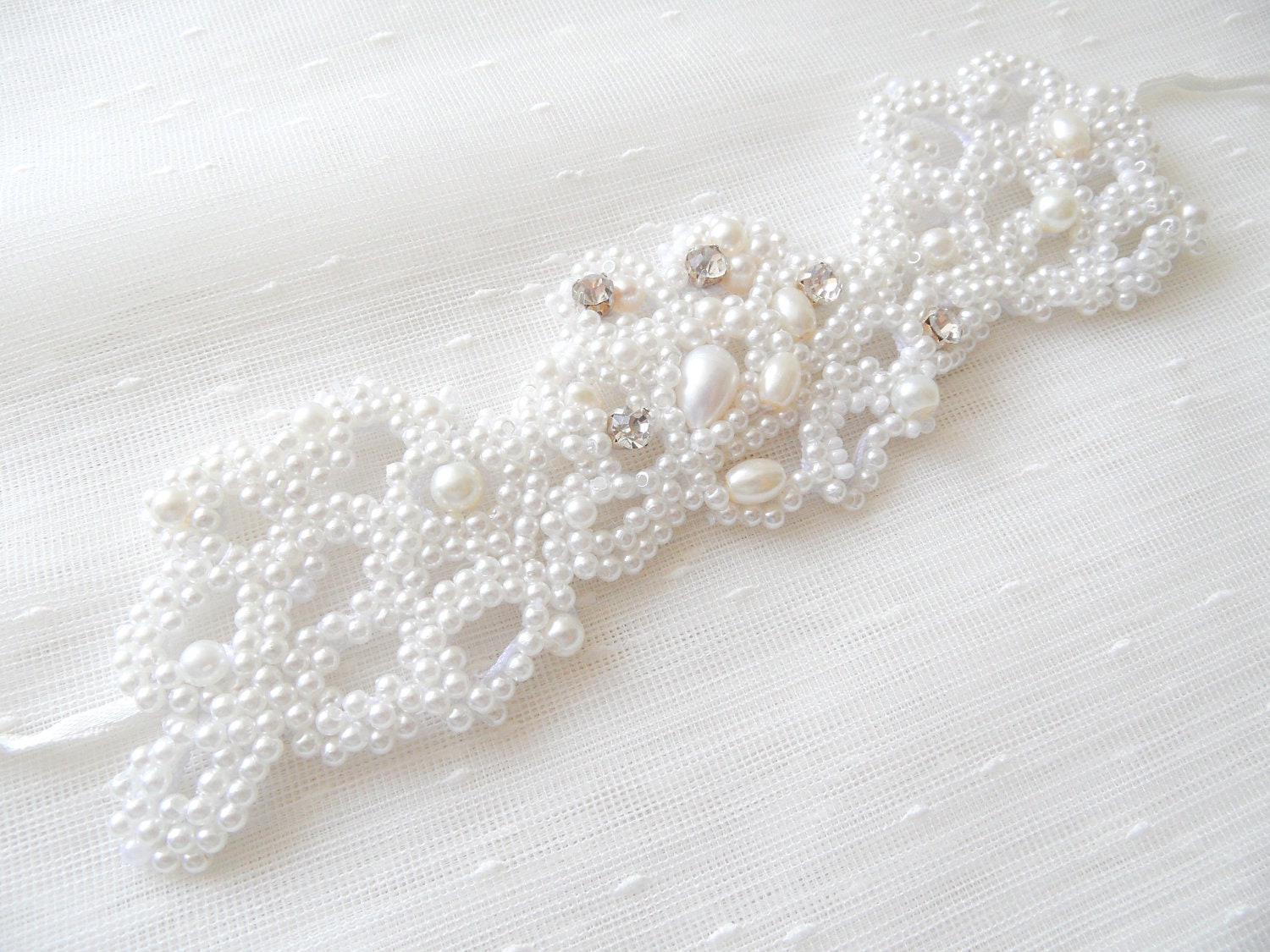 Bracelet, Bridal bracelet, bridal cuff, bride cuff, wedding cuff, wedding, bridal, lace cuff, pearl cuff, bridal accessory, OOAK