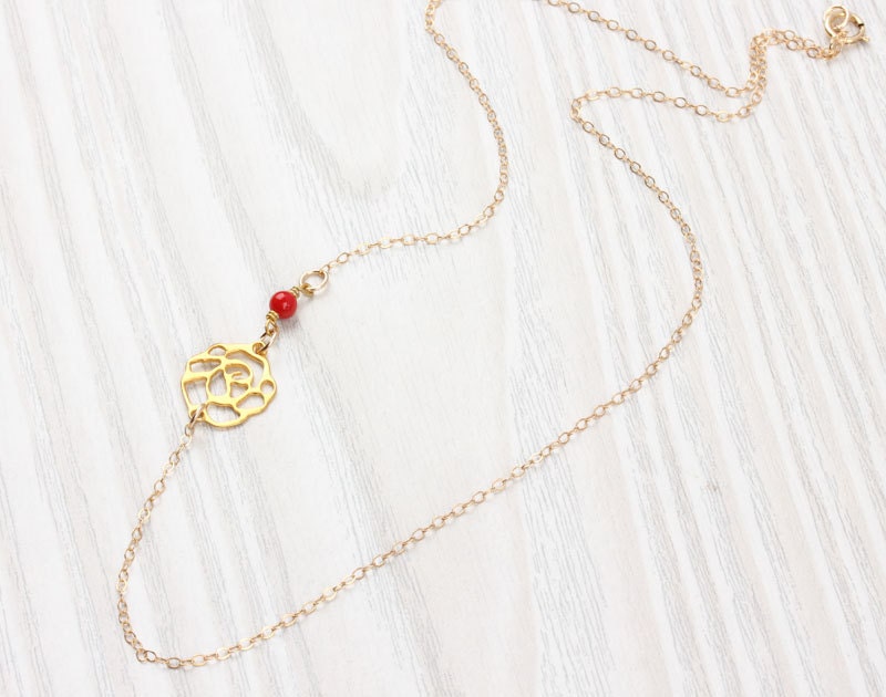 Rose necklace, asymmetric necklace, coral necklace, 14k gold filled necklace, rose gold necklace, bridesmaid gift, flower necklace, "Kabeiro / Le blog d'awa ETSY 