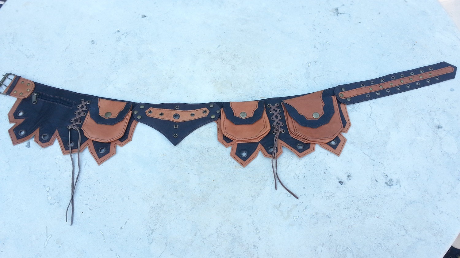 Shaman Tan/Black Leather Utility Burner Belt 5 pockets waist size 33-41