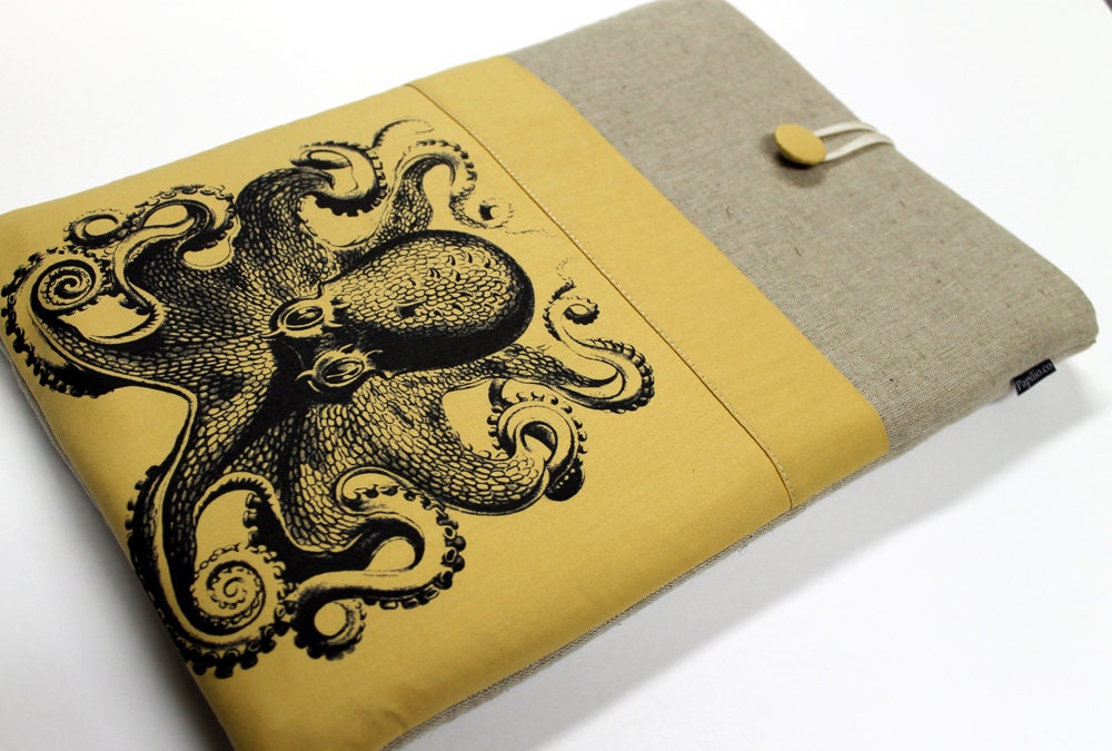 Laptop Sleeve, Octopus, Laptop Case, MacBook Cover,  padded, pocket, 17 in, mustard,