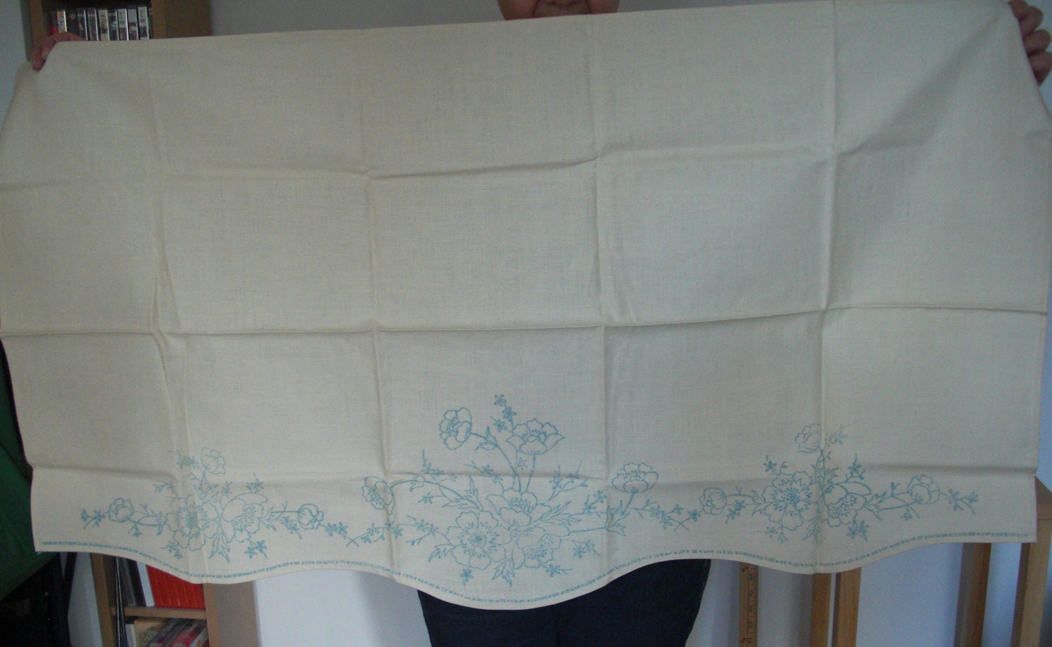 9 piece Set of Pure Irish Linen 4 cushions, 4 chair backs and a sofa back for hand embroidery Brand New