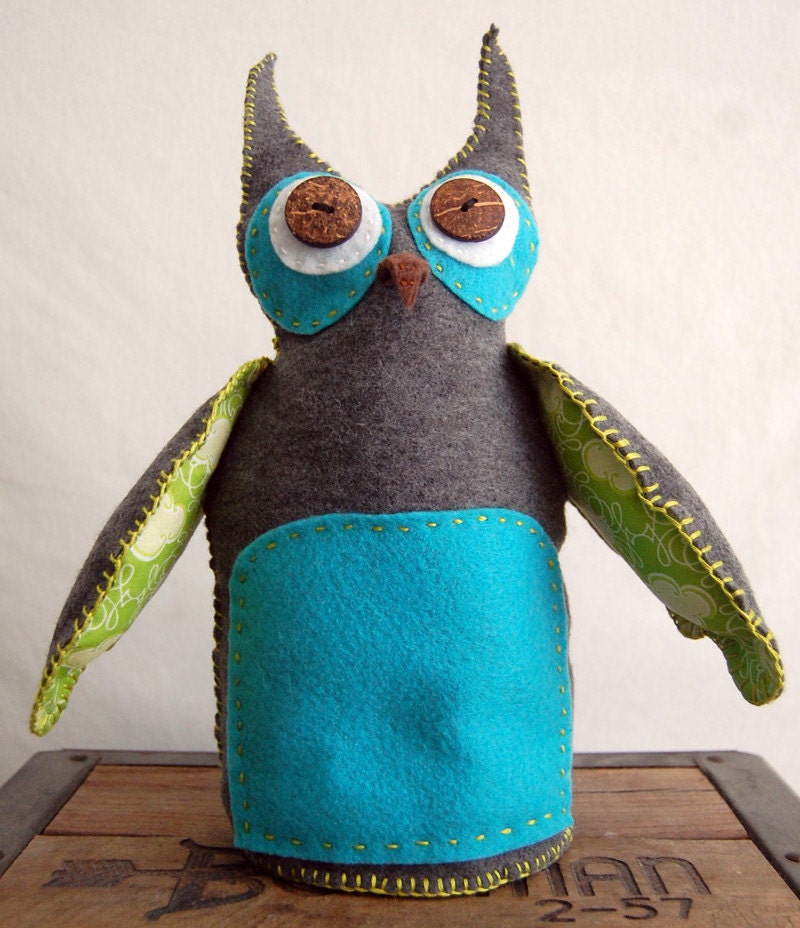 Felt Owl Stuffed Animal - Harold the Owl
