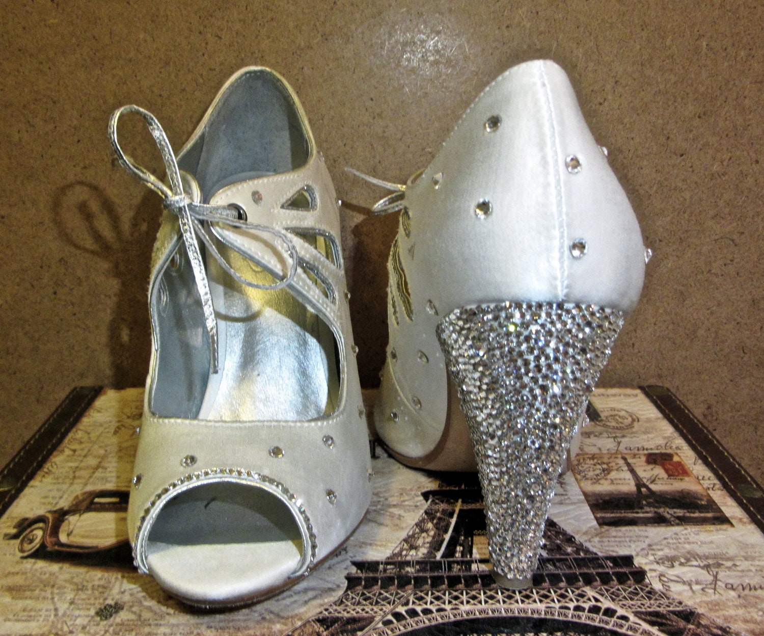 Seychelles 4 inch Strassed White Peep Toe High Heels with Authentic Swarovski Crystals Size 7