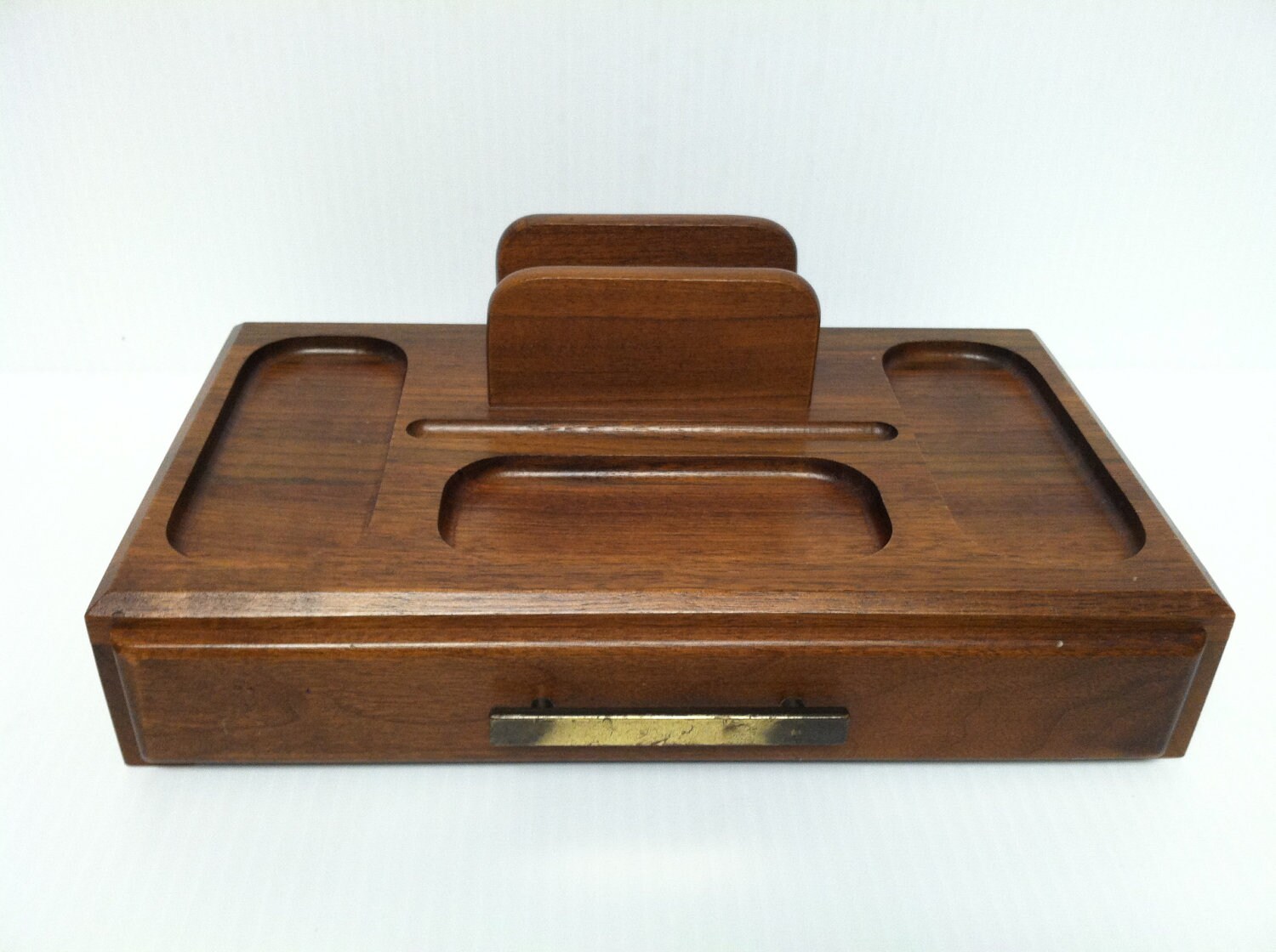 Men's Valet Organizer Excellent Condition by GreenAppleChild