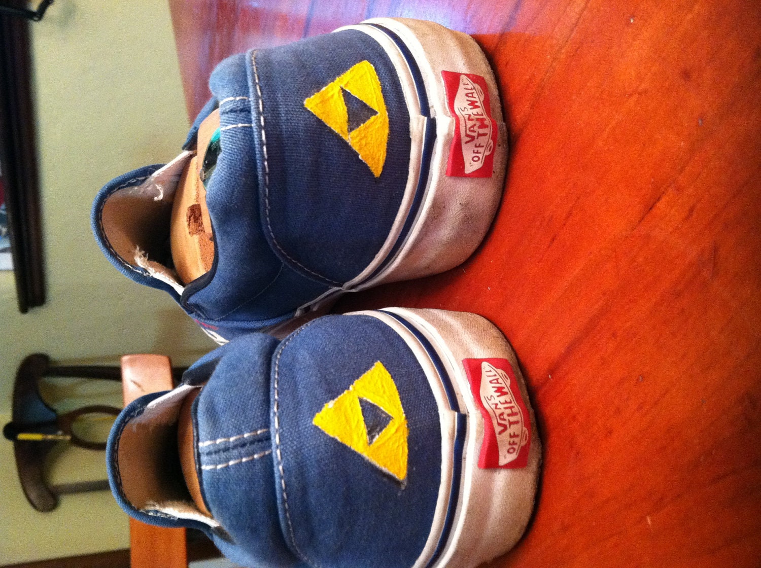 Handpainted The Legend of Zelda Hyrule Shield Canvas Shoes