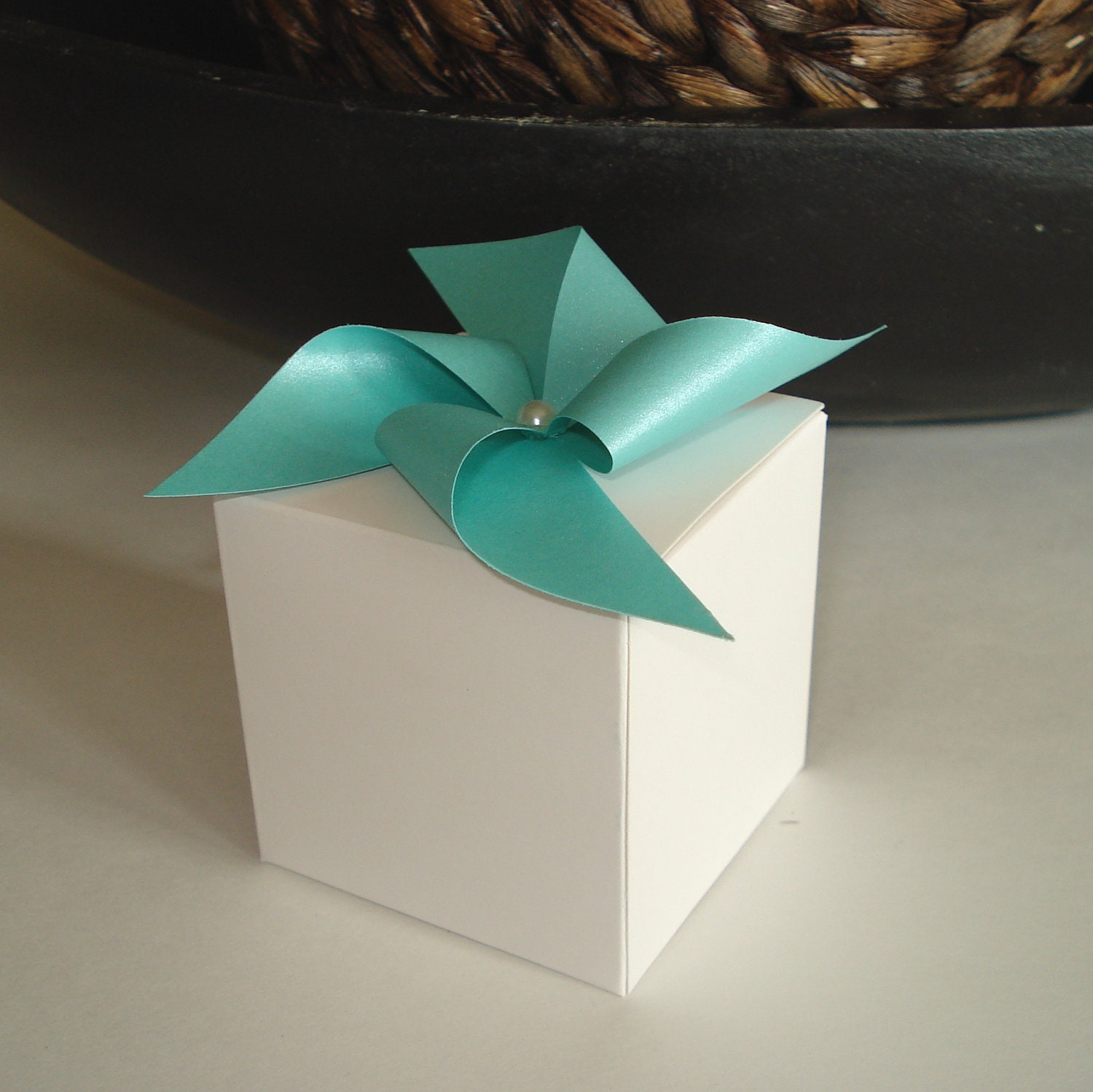 25 Pinwheel Favor Boxes for Wedding, Shower or Any Special Event