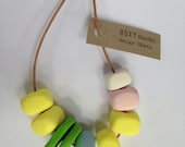DAISY CHAIN Chunky Bead Necklace - Pastel yellow and pink