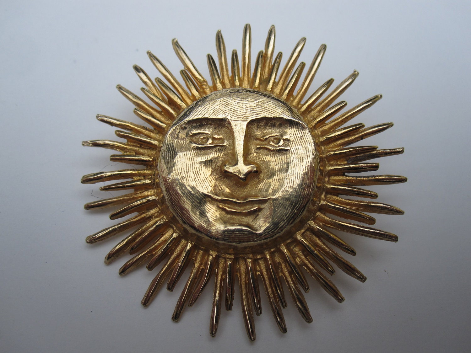 Vintage ACCESSOCRAFT N.Y.C. Gold Tone Sun with Face Pin/Brooch - JennysVintageView