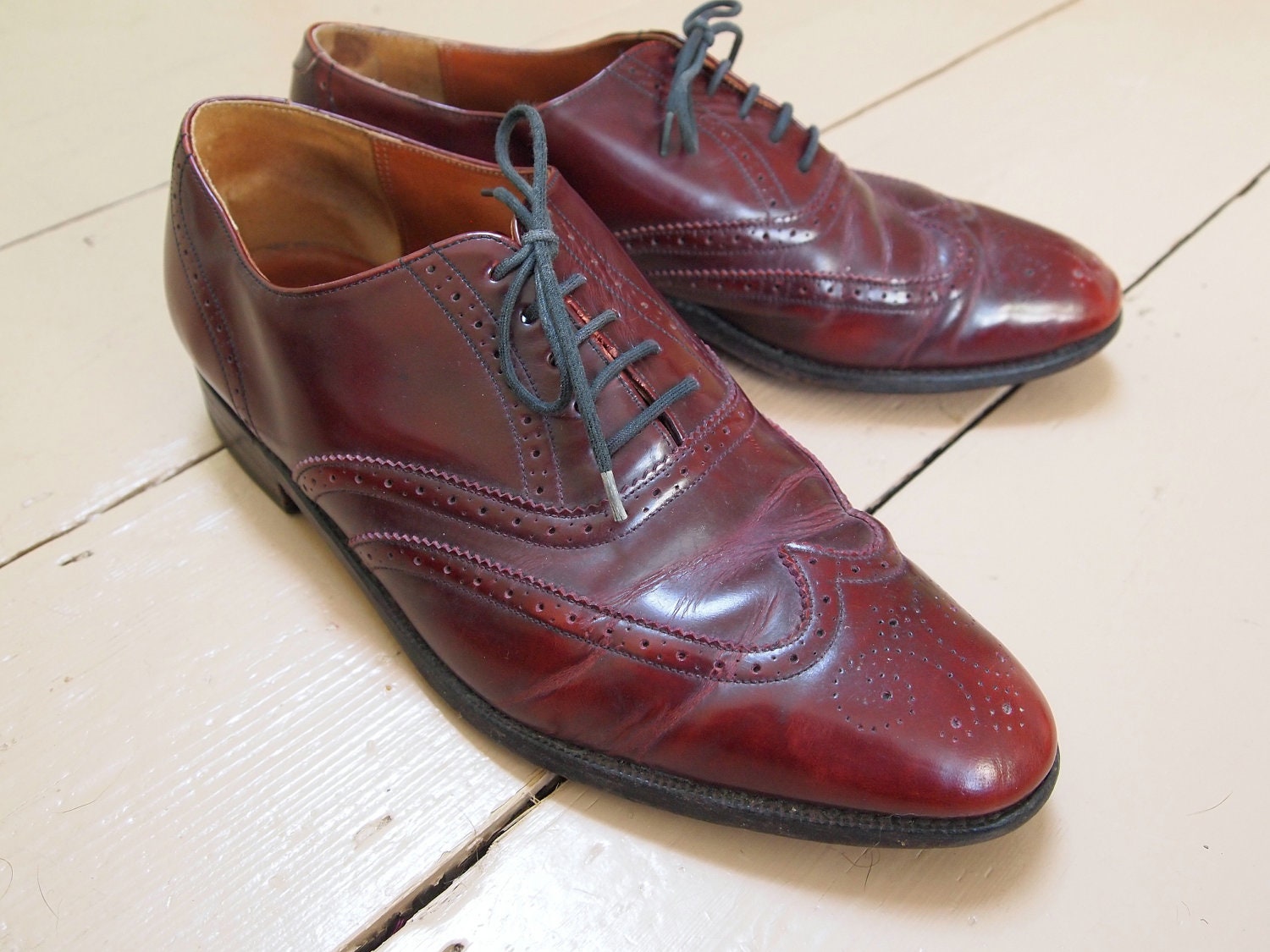 Brown Leather Brogues,  Handmade Shoes,  Full Brogues,  1980s Vintage,  Mens,  Barkers of  Earls Barton