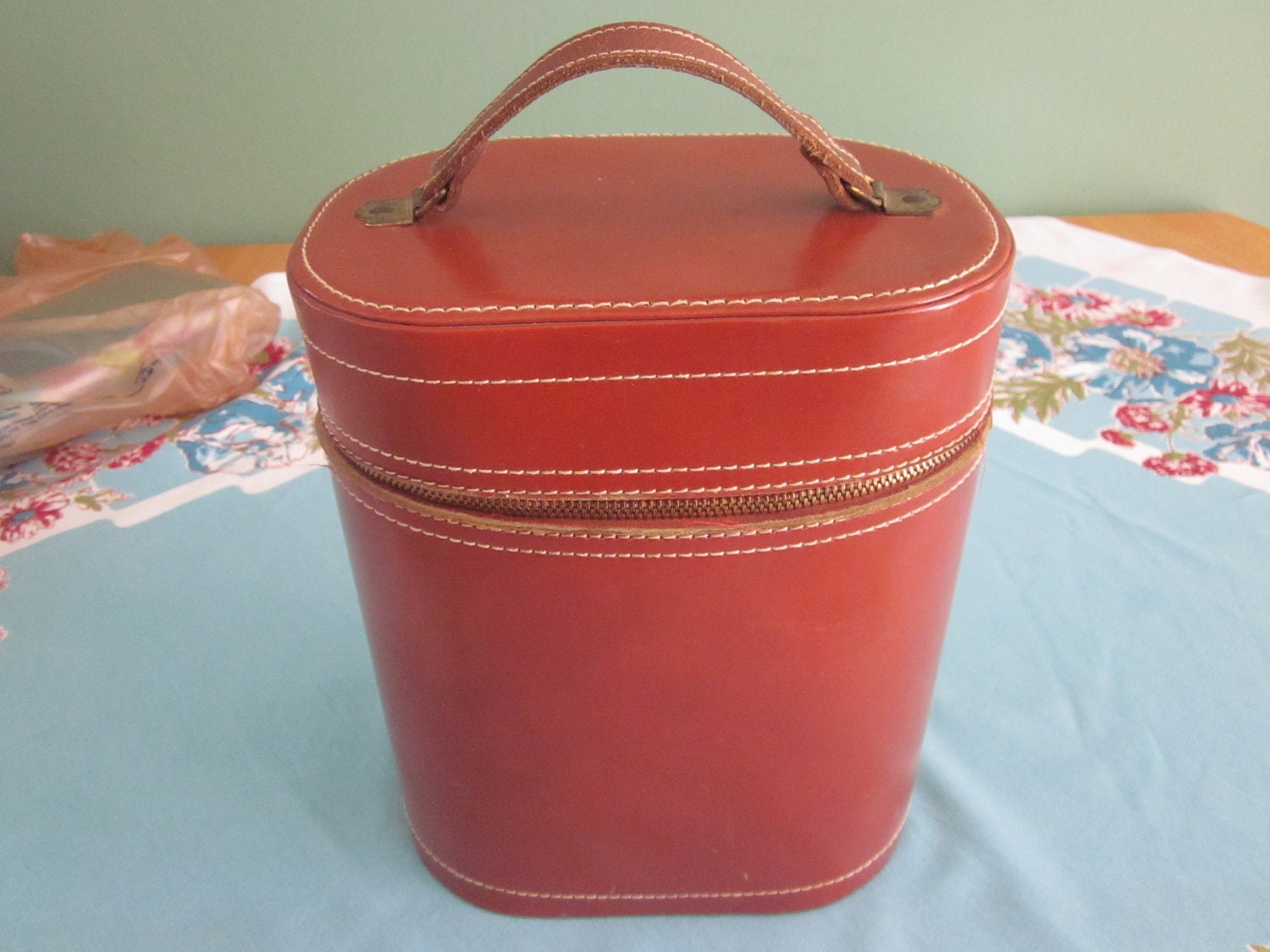 Items similar to Vintage Leather Binocular Case on Etsy