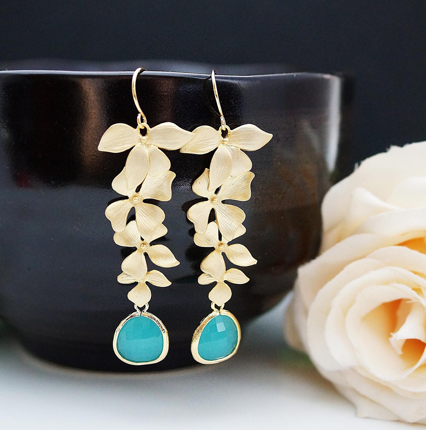 Everyday wear jewelry Wedding Jewelry Dangle Earrings Matte gold plated Floral charm with Sea Foam Mint Opal glass drops earrings