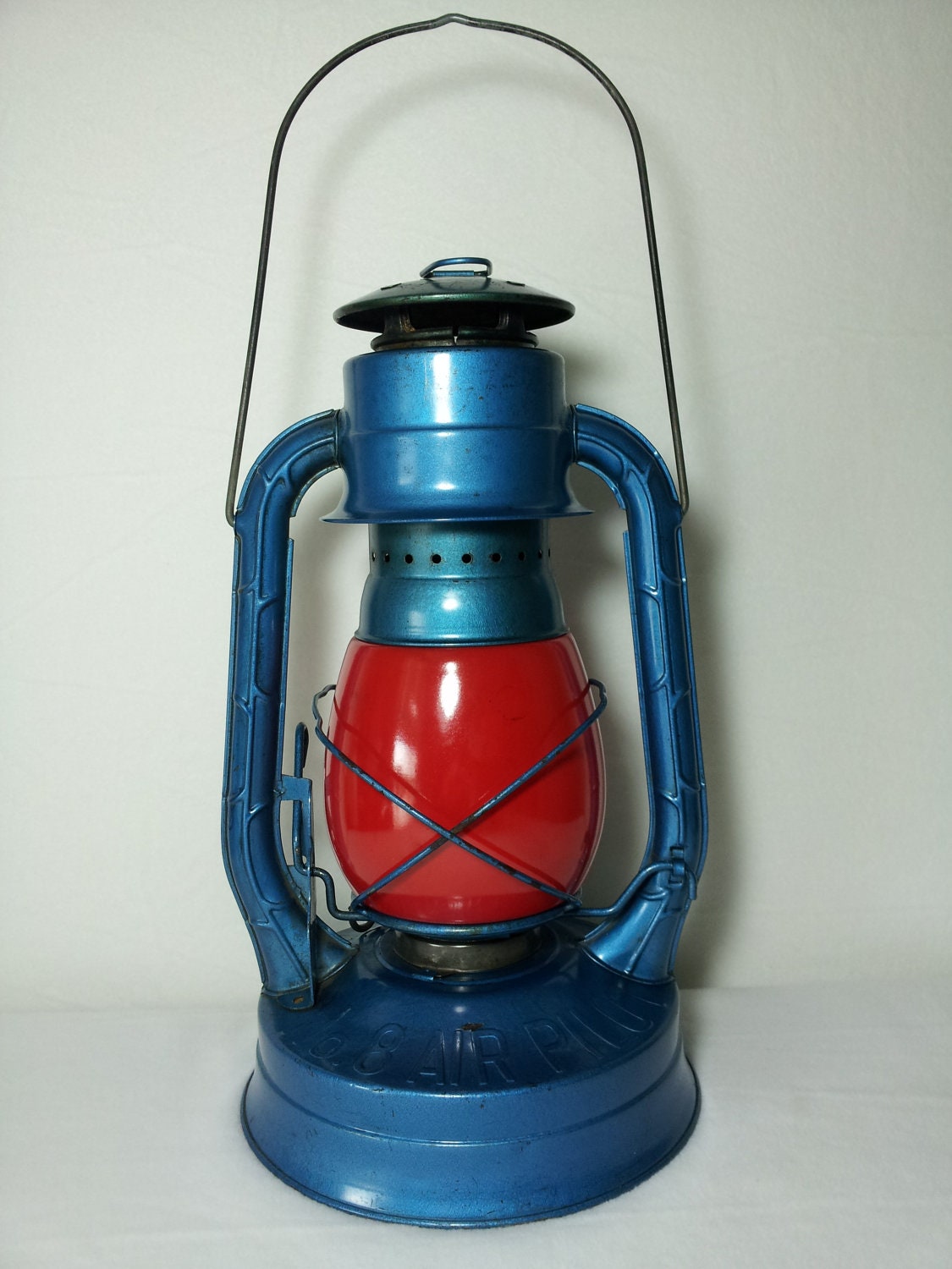 Dietz N.Y. U.S.A No. 8 Air Pilot Kerosene Lantern