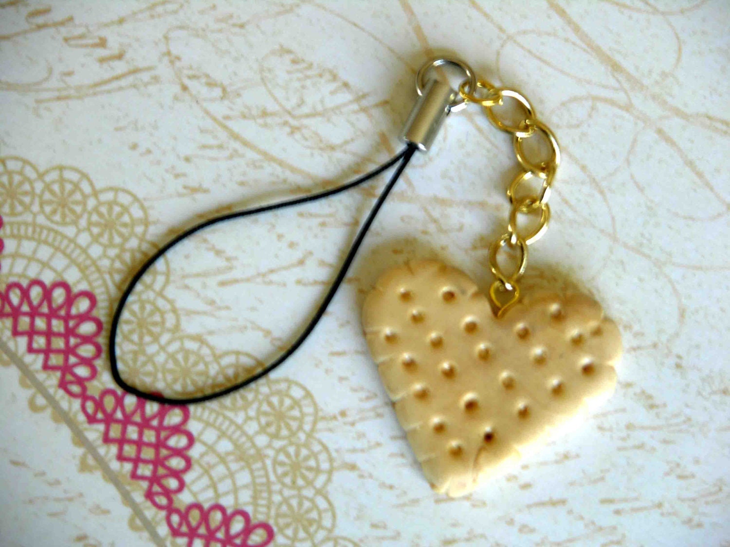 Kawaii Heart Cookie Cell Phone Charm