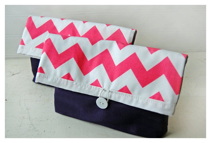 Handmade Makeup Bag, chevron, Pink Navy Blue, Clutch Purse, Bridesmaid Gfit, Great for Travel, Gift Under 25 tagt team