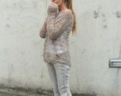 Light grey/fawn thin grunge sweater