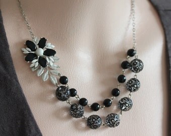 Black Flower Necklace, Black Necklace, Black White Necklace, Black Pearl Necklace