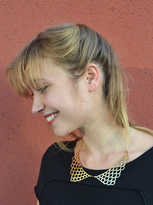 Peter Pan collar necklace- scalloped necklace- col claudine