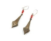 Gypsy Dangle Earrings - Etched Tin & Beaded - boho ethnic tribal fusion 1970s - InVintageHeaven