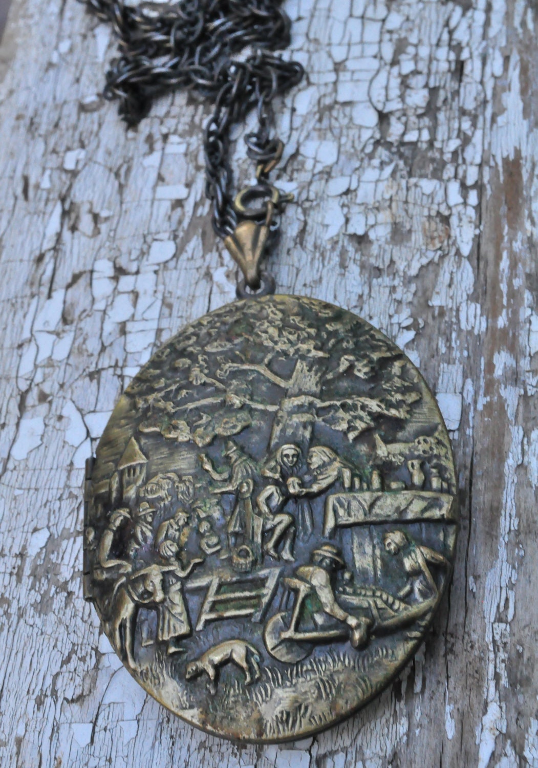 VINTAGE Medieval Locket Necklace Pendant